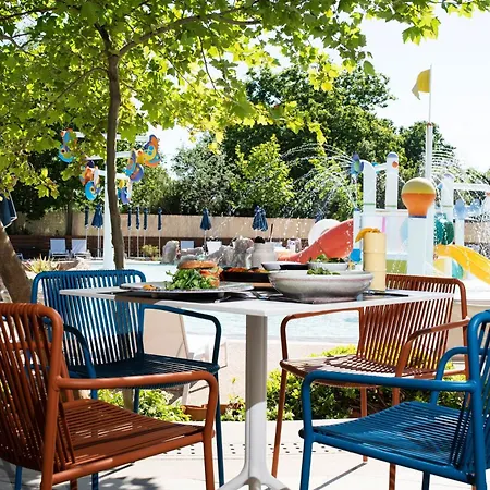 리조트 웨스틴 리조트, 코스타 나바리노 Romanos (Messenia)
