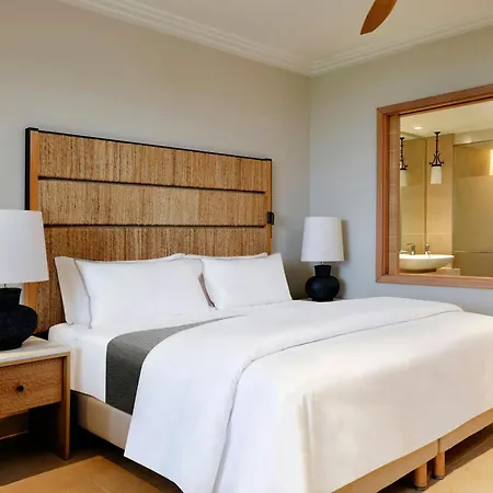 The Westin Resort, Costa Navarino 5* Romanos (Messenia)